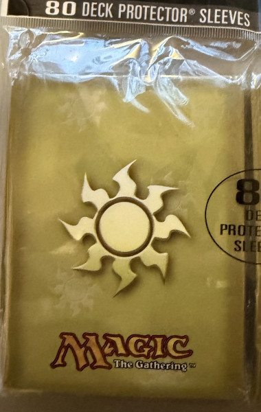 Mana v3 White Standard Deck Protectors for Magic 80ct