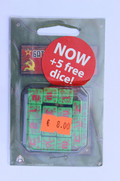 Axis & Allis Battle Dice Set Soviet Rot Grün