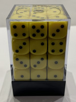 Pegasus Würfel - Opaque: Gelb (36er-Set in Acrylbox) Pegasus Würfel - Opaque: Gelb (36er-Set in Acrylbox)